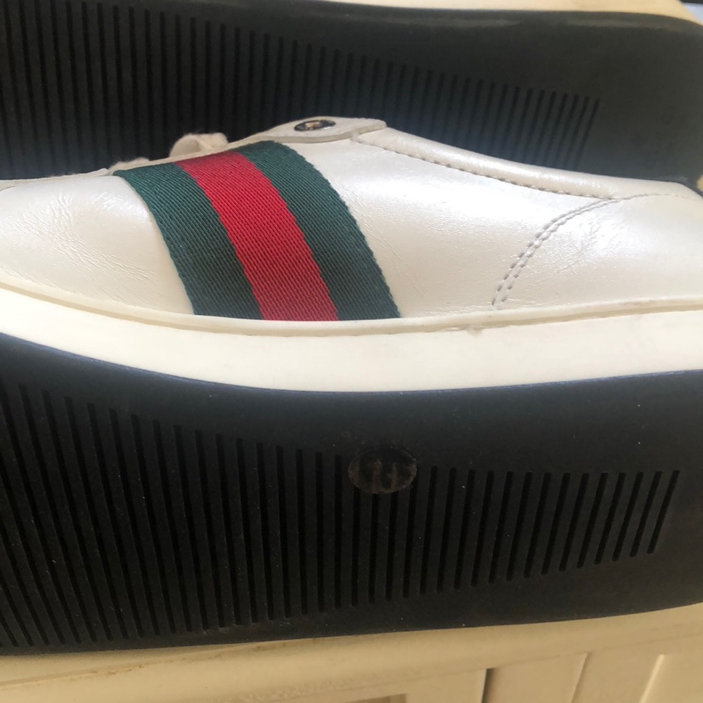 Sale ✔️Gucci Women's White Sneakers with Red and Green Stripe - Picture 6 of 12